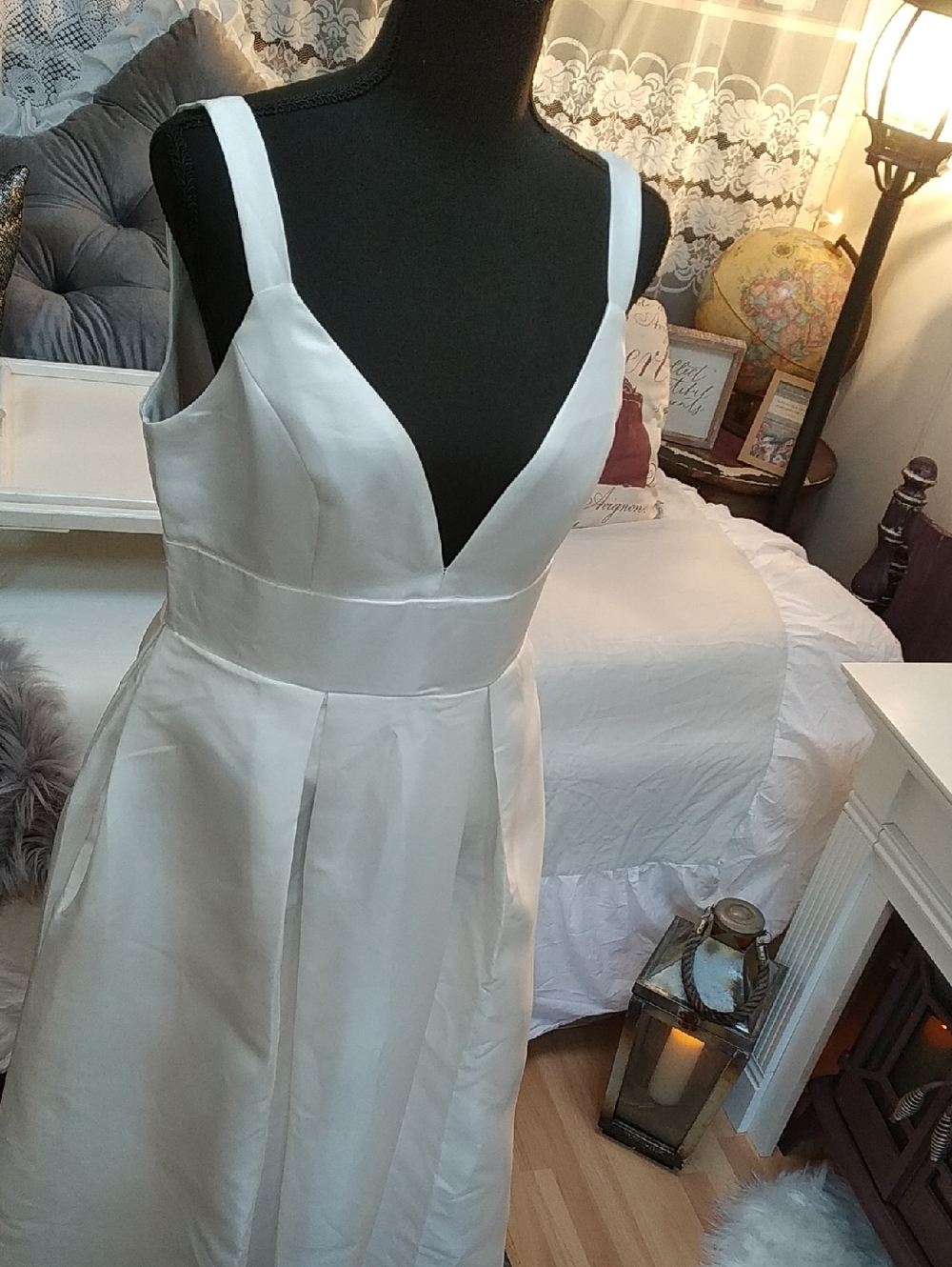 Women's  Wedding Formal White Satin V-Neck A-Line Dress
